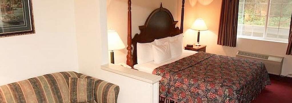 Spark By Hilton Tumwater Room photo